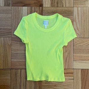 Wesley ribbed neon workout tee